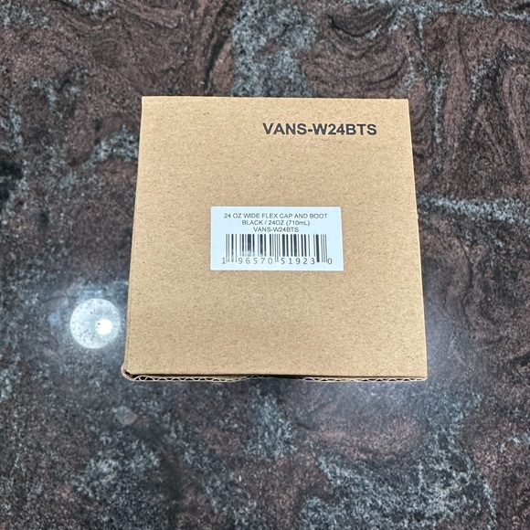 LIMITED EDITION NWT Hydroflask x Vans 24oz water bottle - Picture 2 of 10